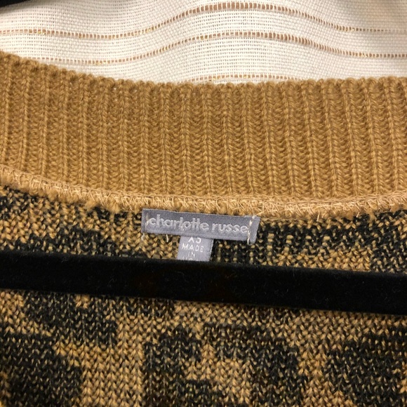 NWOT Cheetah Sweater - Picture 2 of 3